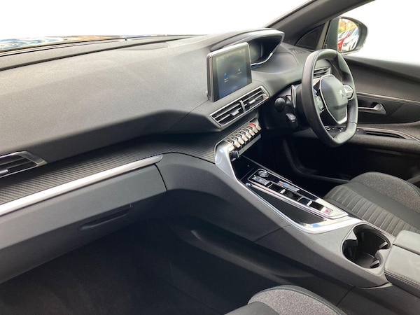 Used Peugeot 3008 2023 for sale - 76158330: Photo 7