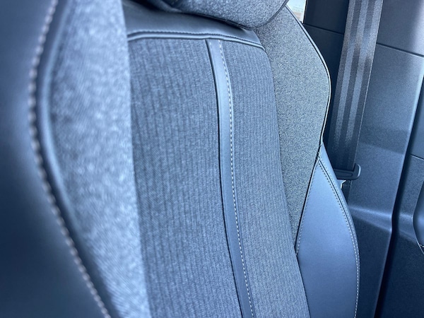Used Peugeot 3008 2020 for sale - 76230599: Photo 37