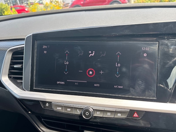 Used Vauxhall Grandland 2022 for sale - 76230661: Photo 14