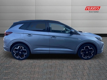 Used Vauxhall Grandland 2024 for sale - 76090377: Photo 3