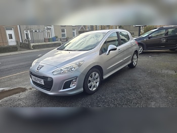 Used Peugeot 308 2011 for sale - 77662575: Photo