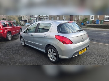 Used Peugeot 308 2011 for sale - 77662575: Photo