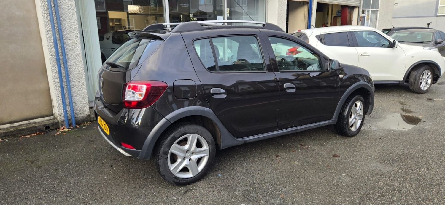 Used Dacia Sandero Stepway 2013 for sale - 76699311: Photo 3