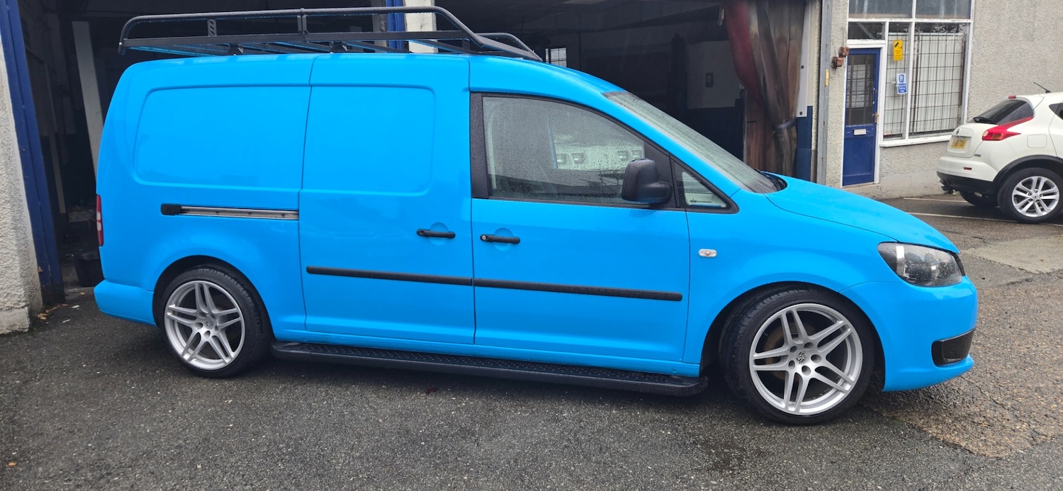 Used Volkswagen Caddy Maxi 2013 for sale - 77532458: Photo 2
