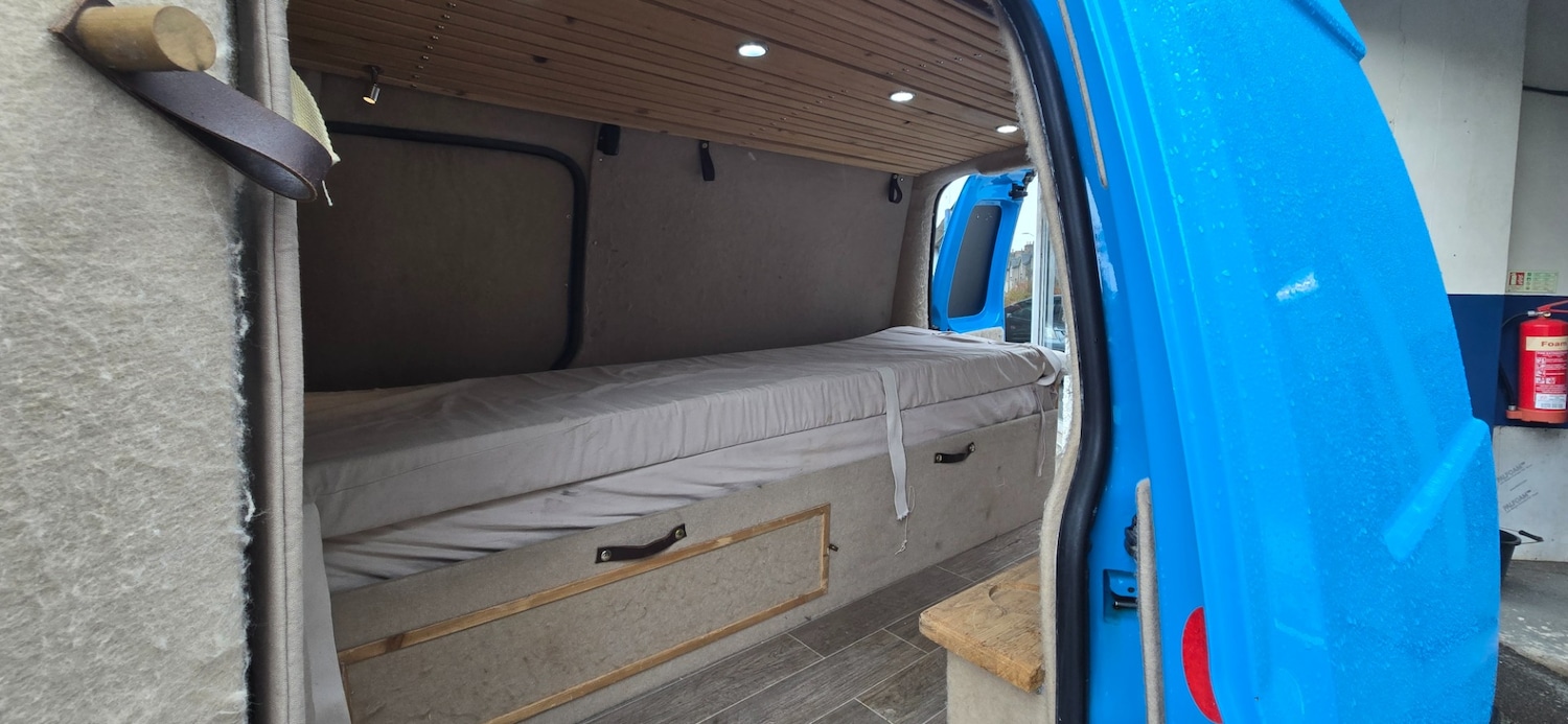 Used Volkswagen Caddy Maxi 2013 for sale - 77532458: Photo 6