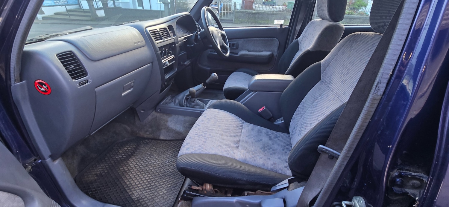 Used Toyota Hilux 2003 for sale - 77533616: Photo 11