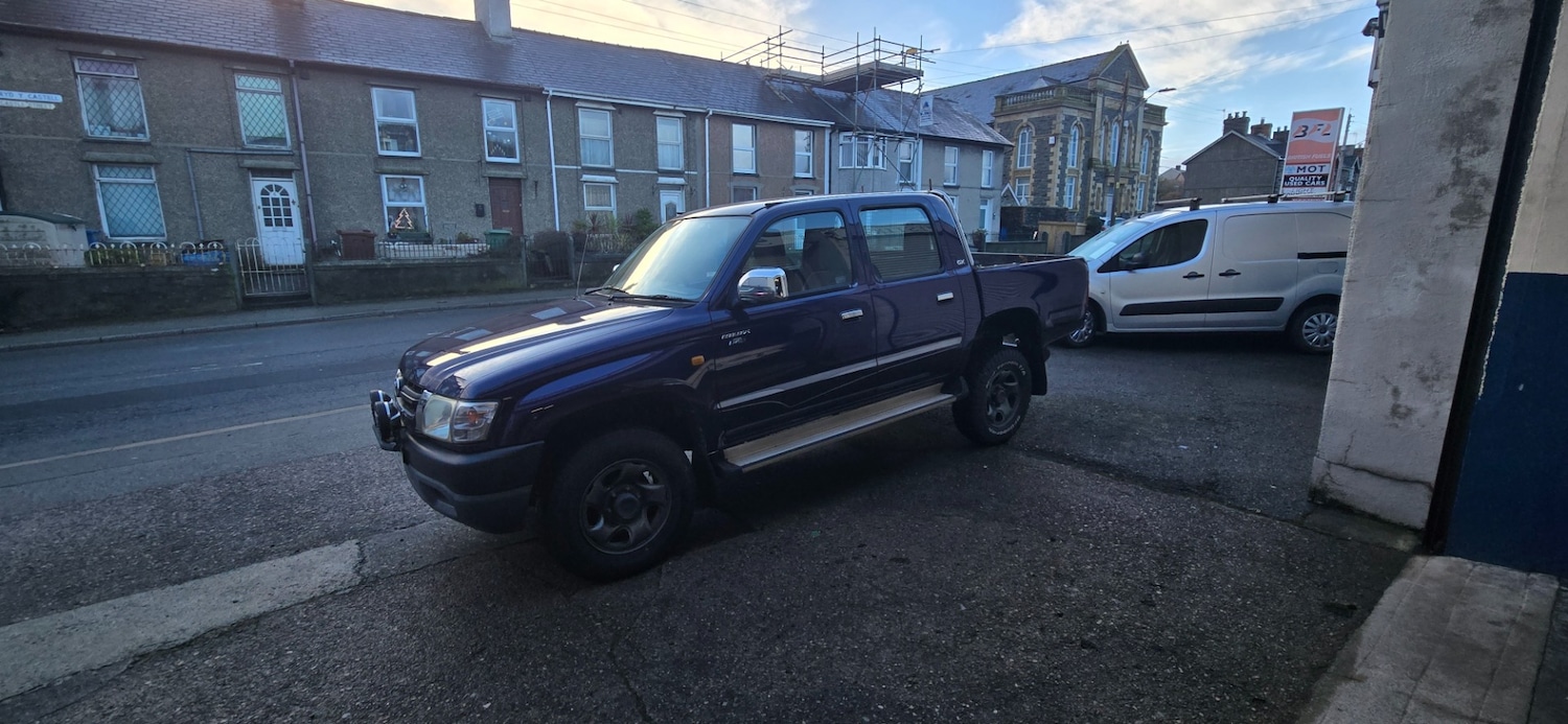 Used Toyota Hilux 2003 for sale - 77533616: Photo 6
