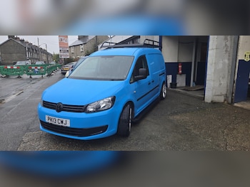 Used Volkswagen Caddy Maxi 2013 for sale - 76510869: Photo