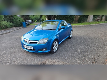 Used Vauxhall Tigra 2006 for sale - 78987371: Photo