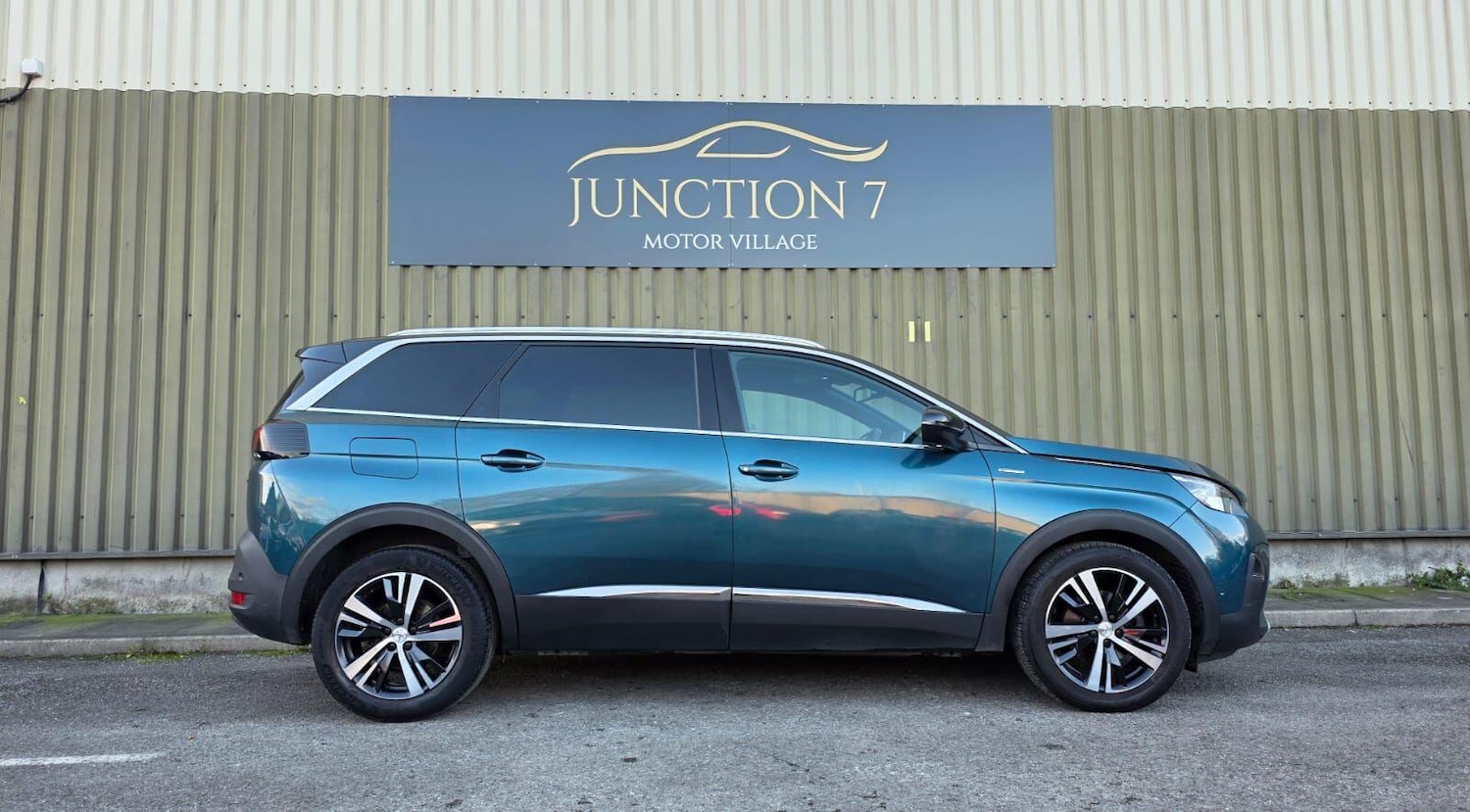Used Peugeot 5008 2020 for sale - 76993199: Photo 11