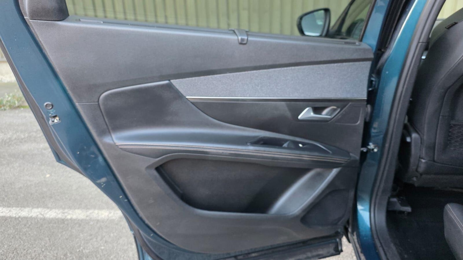 Used Peugeot 5008 2020 for sale - 76993199: Photo 25