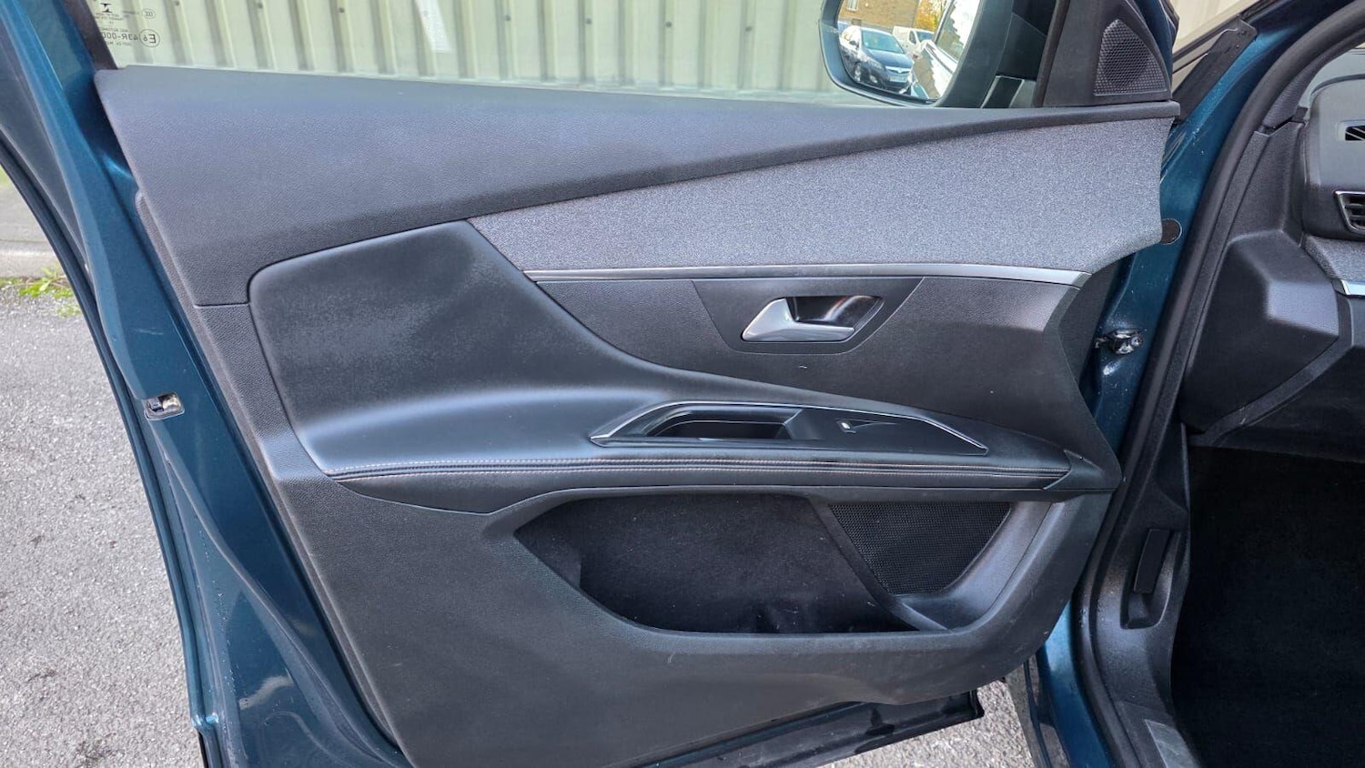 Used Peugeot 5008 2020 for sale - 76993199: Photo 28