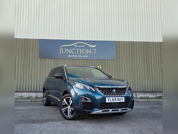 Used Peugeot 5008 2020 for sale - 76993199: Photo