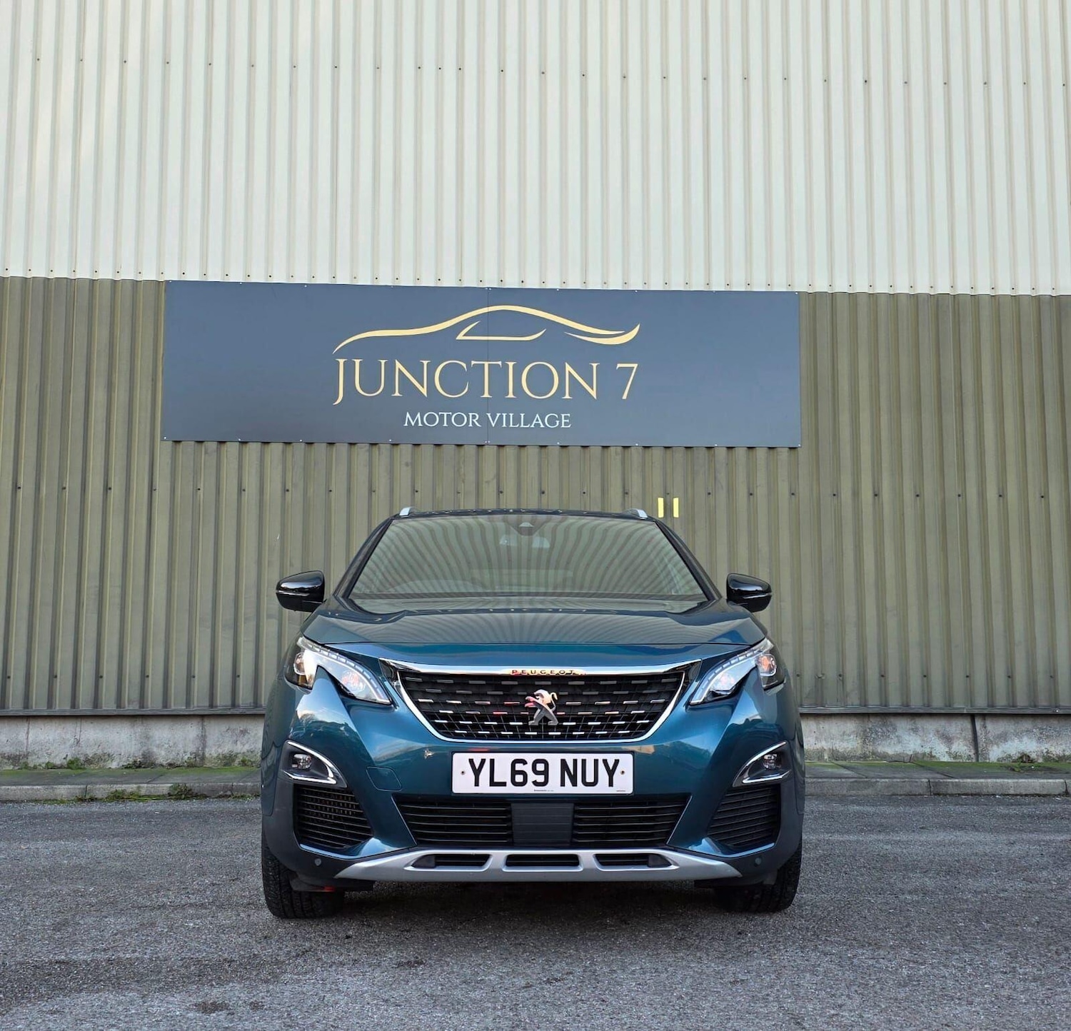 Used Peugeot 5008 2020 for sale - 76993199: Photo 5