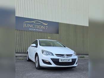 Used Vauxhall Astra 2013 for sale - 75687437: Photo