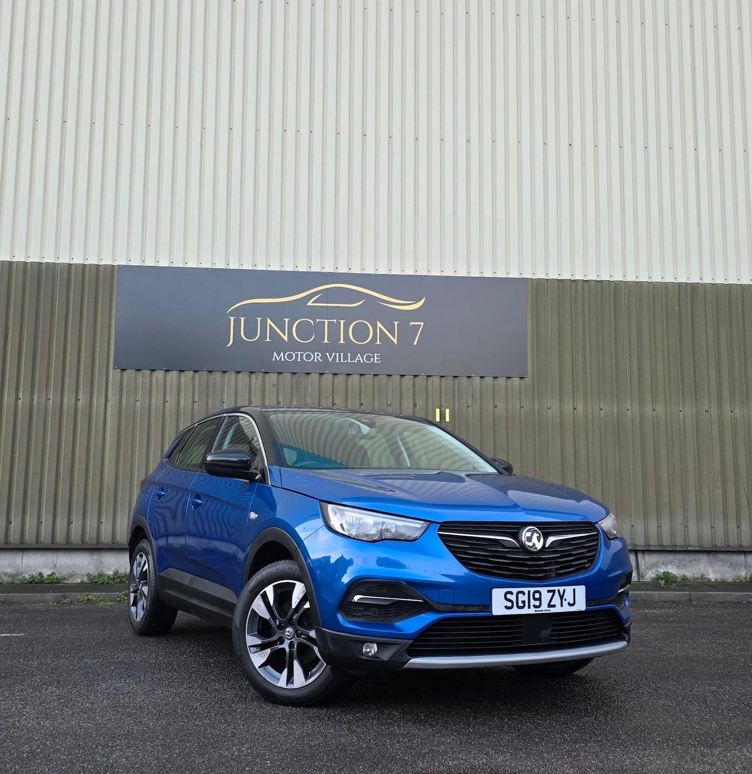 Used Vauxhall Grandland X 2019 for sale - 76380808: Photo 2