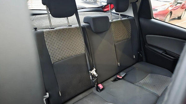 Used Toyota Yaris 2015 for sale - 76314873: Photo 21
