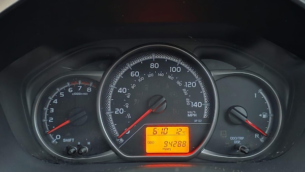 Used Toyota Yaris 2015 for sale - 76314873: Photo 35