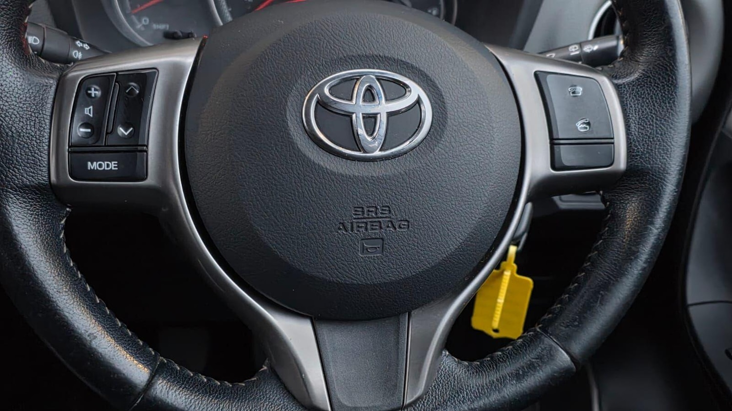 Used Toyota Yaris 2015 for sale - 76314873: Photo 36