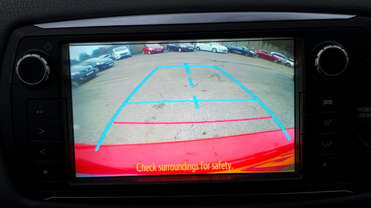 Used Toyota Yaris 2015 for sale - 76314873: Photo 38