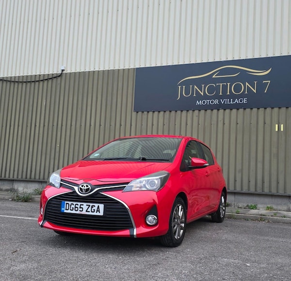 Used Toyota Yaris 2015 for sale - 76314873: Photo 5
