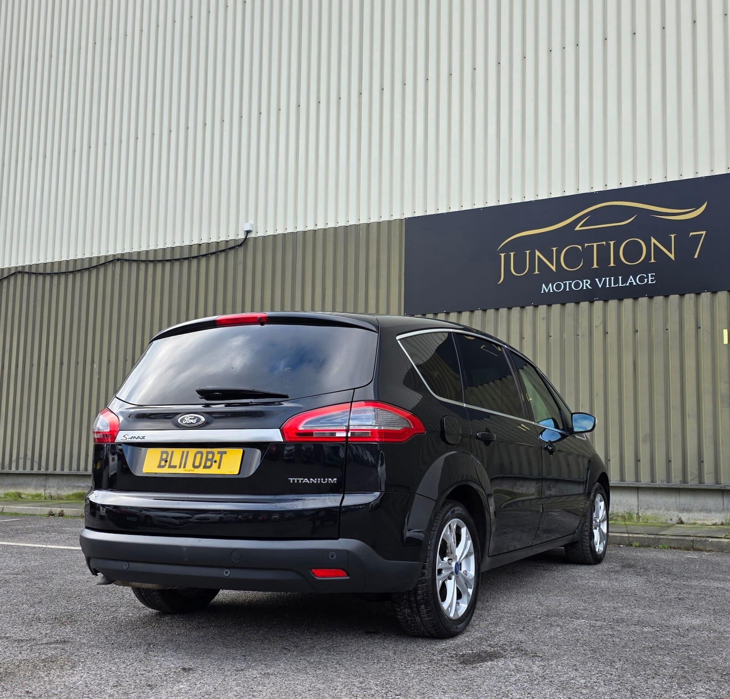 Used Ford S-Max 2011 for sale - 77315374: Photo 12