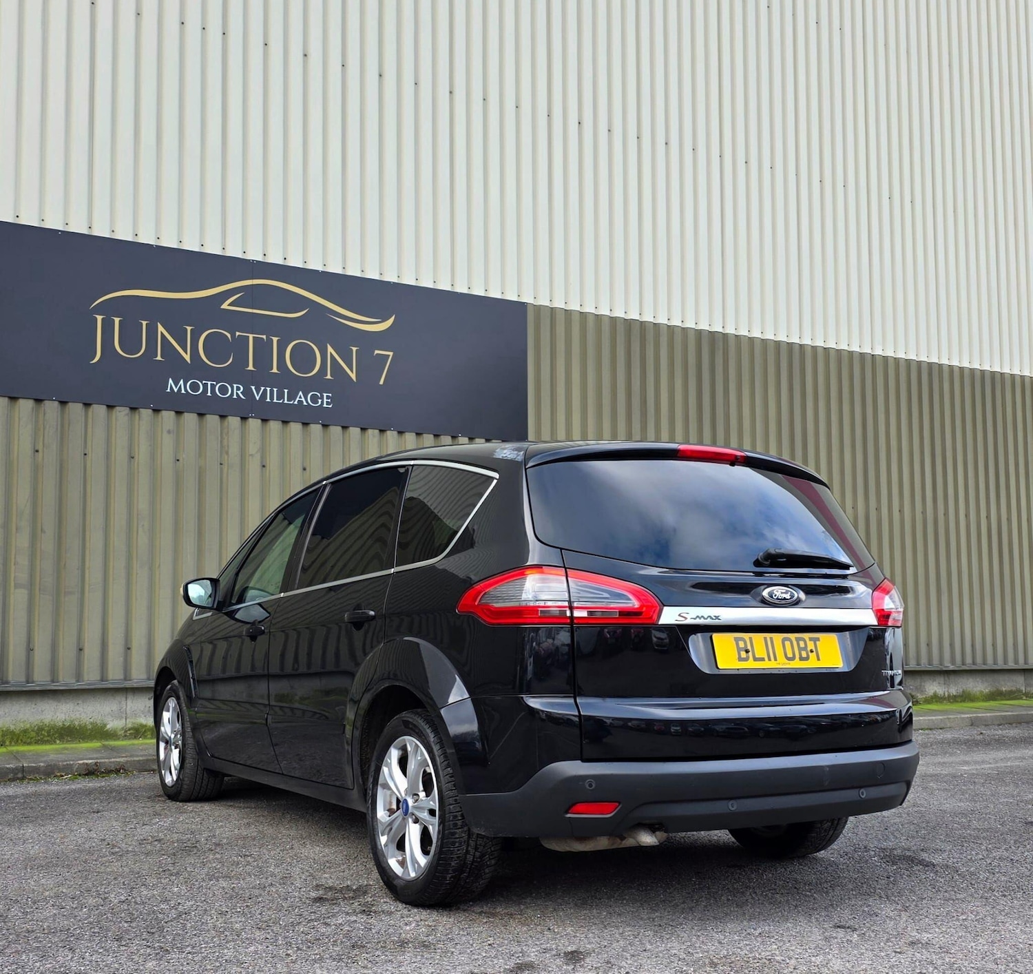 Used Ford S-Max 2011 for sale - 77315374: Photo 14