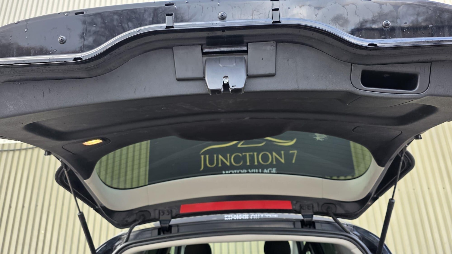 Used Ford S-Max 2011 for sale - 77315374: Photo 16