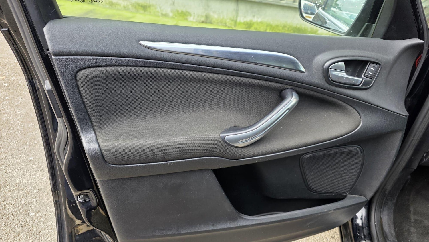 Used Ford S-Max 2011 for sale - 77315374: Photo 23