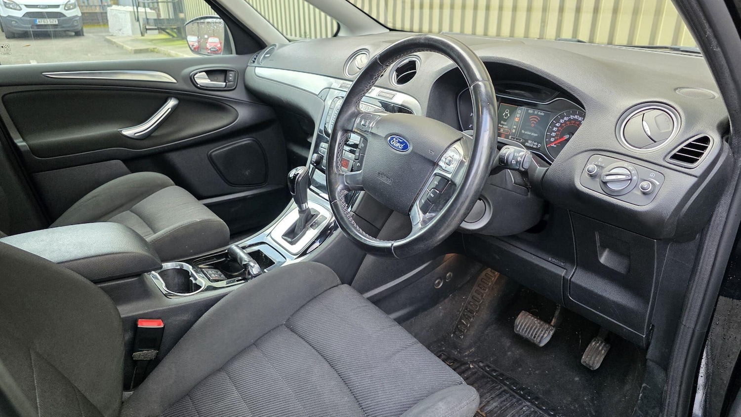 Used Ford S-Max 2011 for sale - 77315374: Photo 27