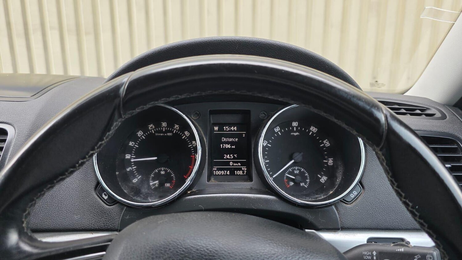 Vehicle 29