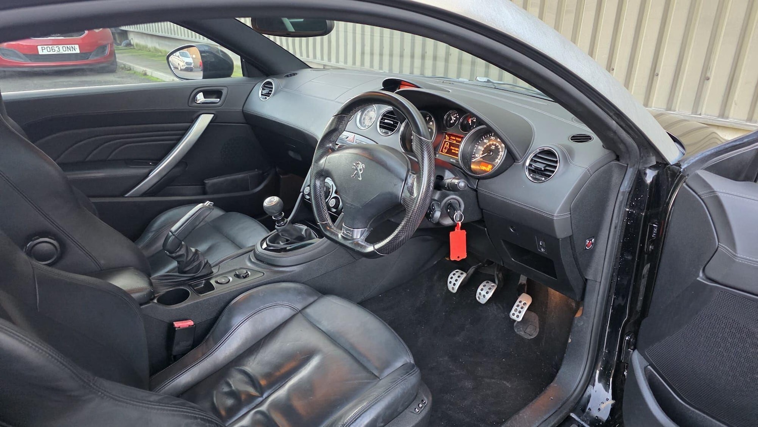 Used Peugeot RCZ 2013 for sale - 77015908: Photo 18