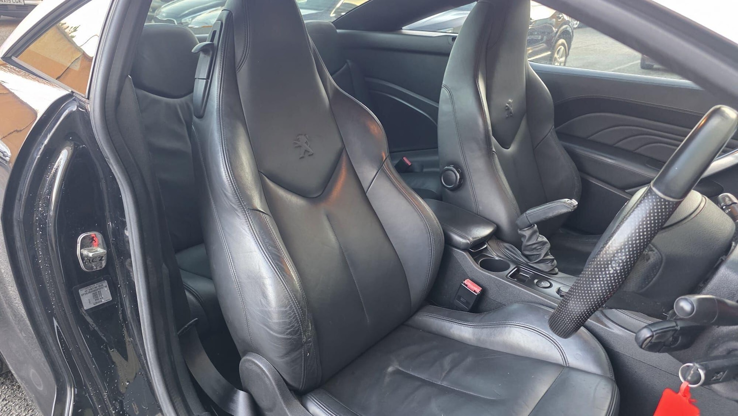 Used Peugeot RCZ 2013 for sale - 77015908: Photo 19