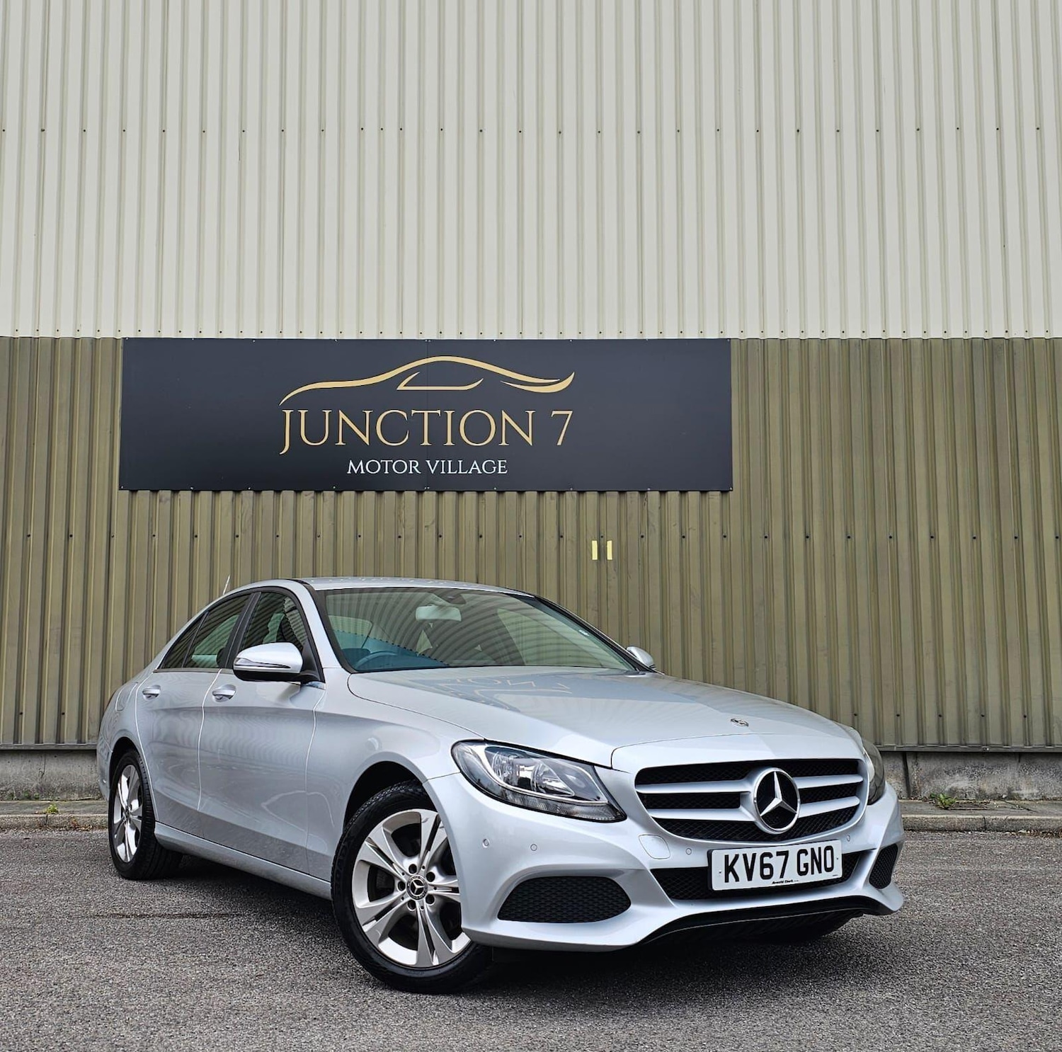 Used Mercedes-Benz C Class for sale - 76539003: Photo 2