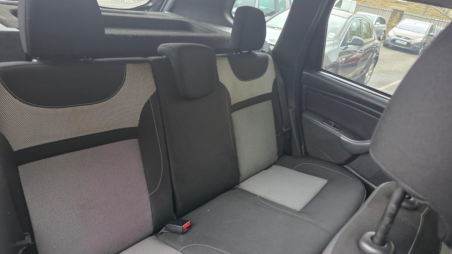 Used Dacia Duster for sale - 76485354: Photo 18