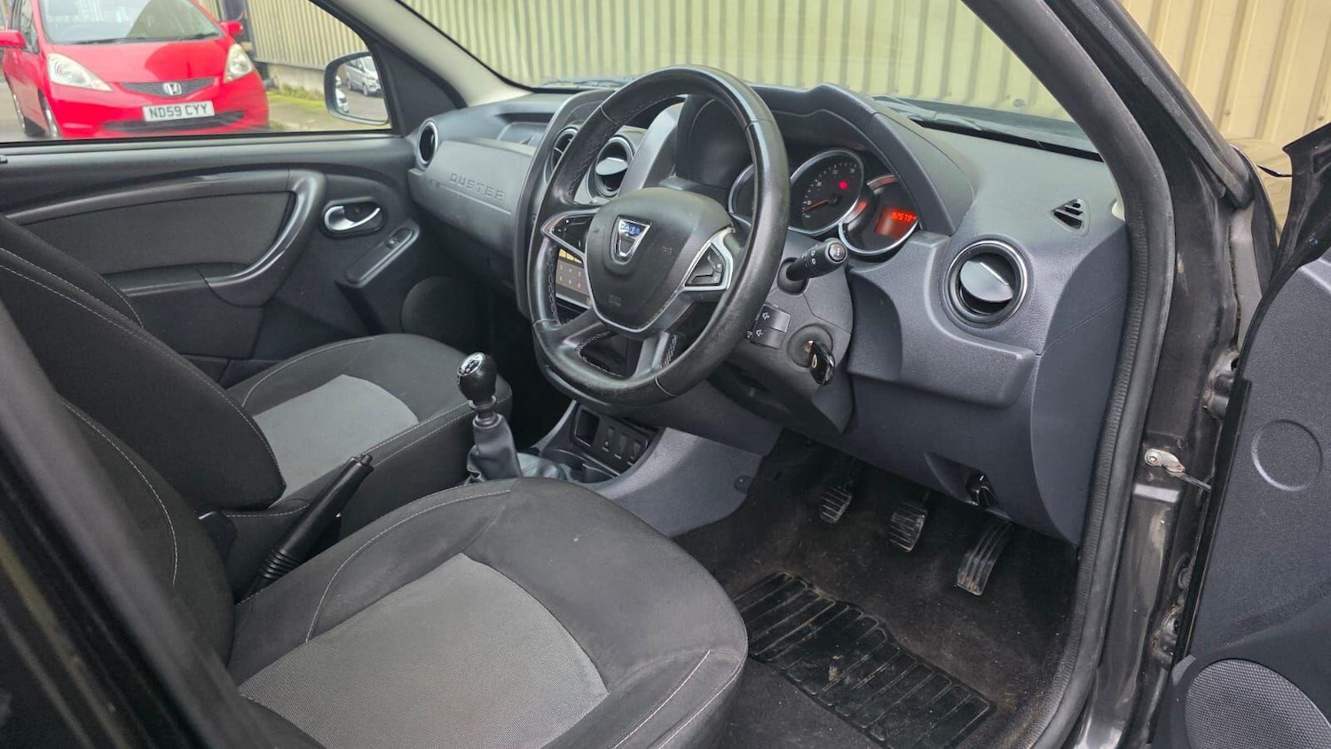 Used Dacia Duster for sale - 76485354: Photo 28