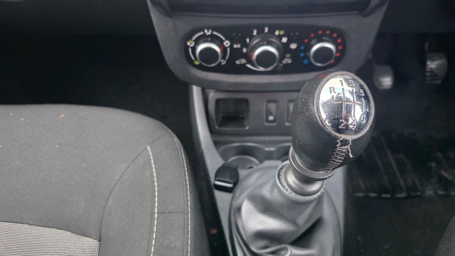 Used Dacia Duster for sale - 76485354: Photo 30