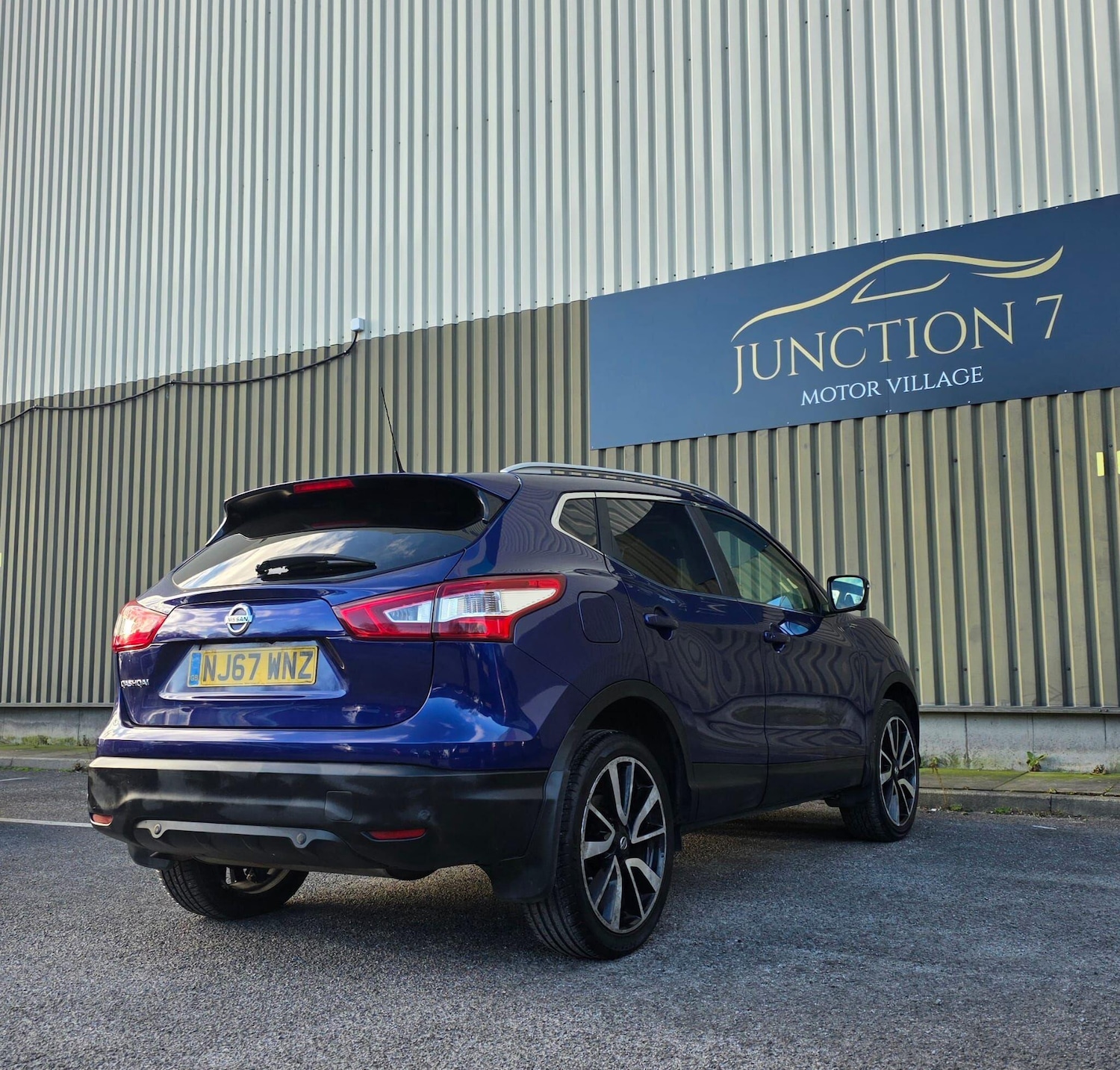 Used Nissan Qashqai 2017 for sale - 77054021: Photo 12