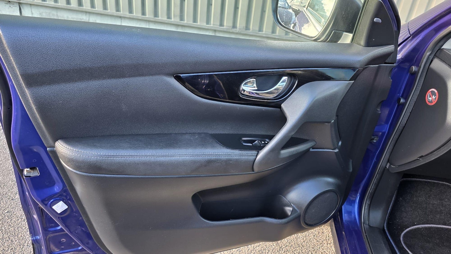 Used Nissan Qashqai 2017 for sale - 77054021: Photo 24