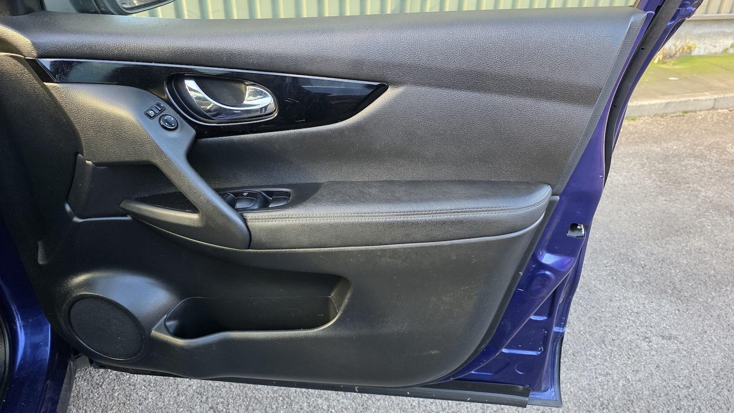 Used Nissan Qashqai 2017 for sale - 77054021: Photo 27