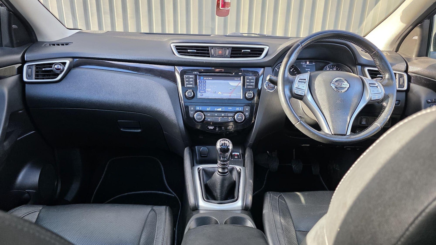 Used Nissan Qashqai 2017 for sale - 77054021: Photo 35