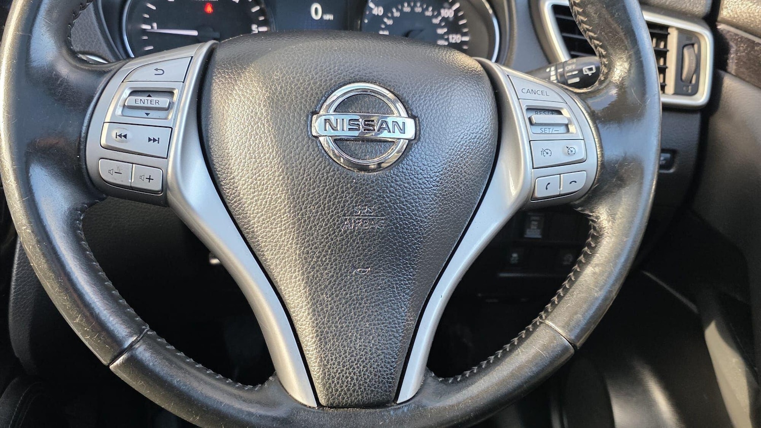 Used Nissan Qashqai 2017 for sale - 77054021: Photo 39