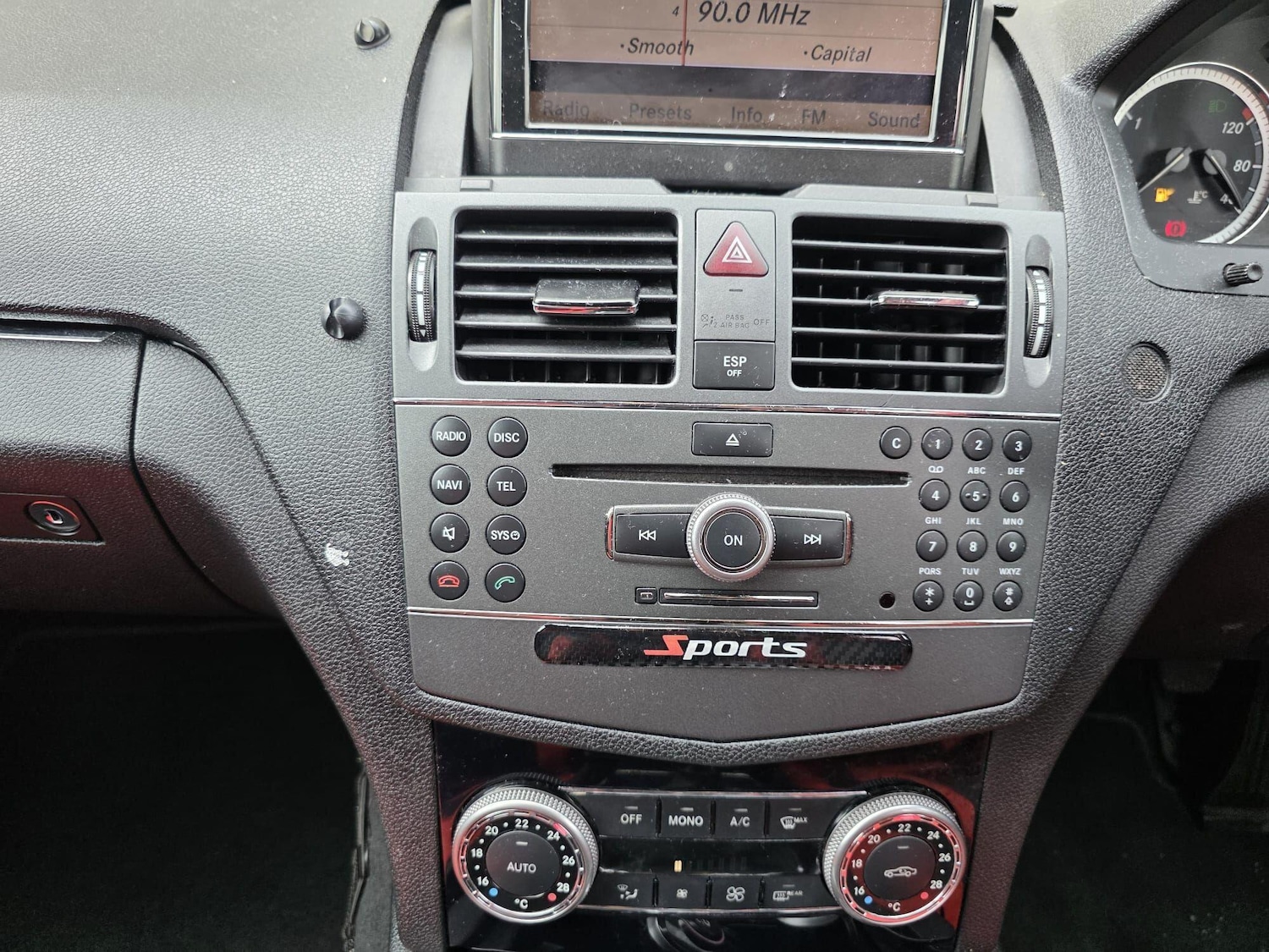 Used Mercedes-Benz C Class 2009 for sale - 78100093: Photo 32