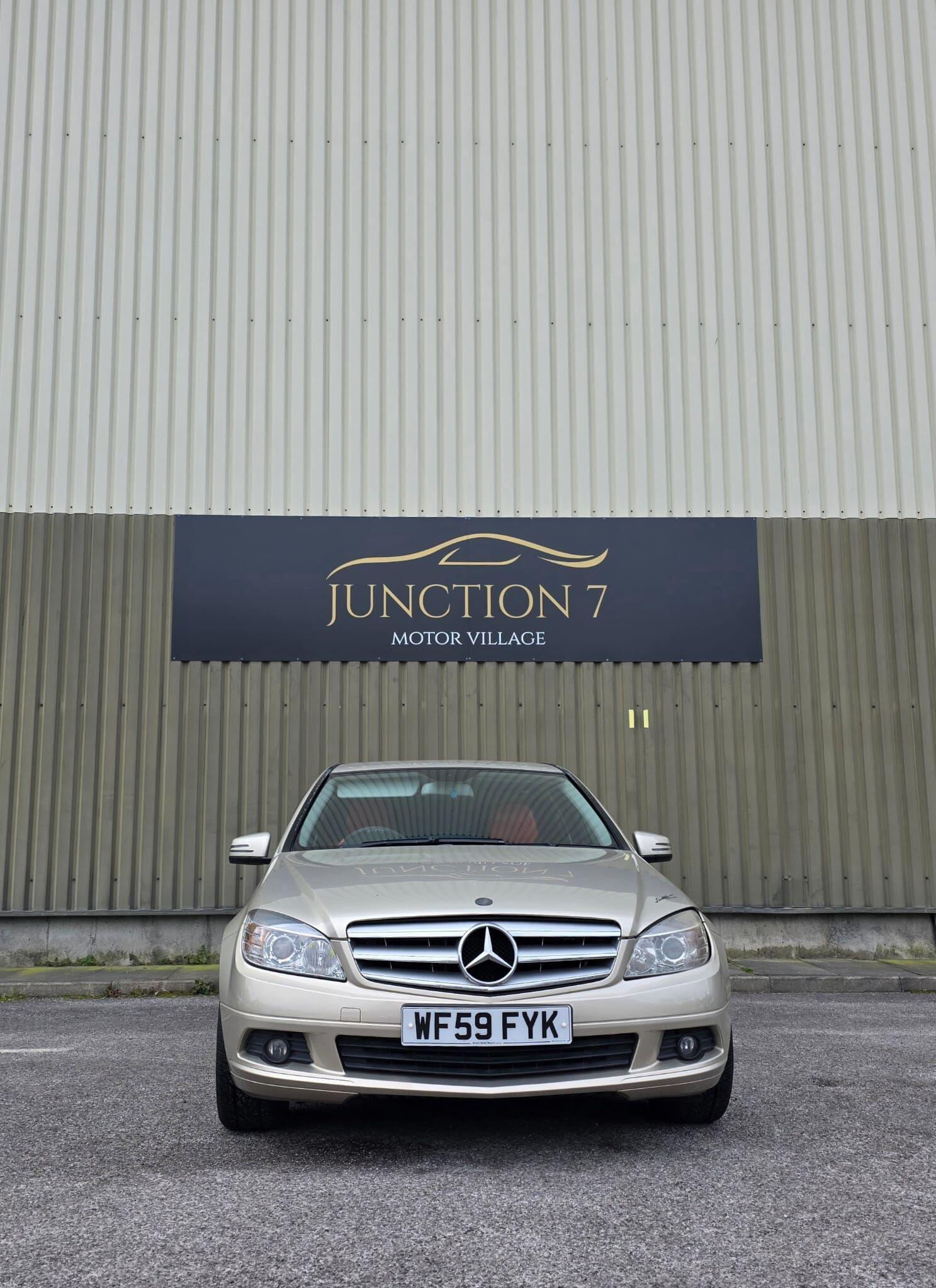 Used Mercedes-Benz C Class 2009 for sale - 78100093: Photo 4