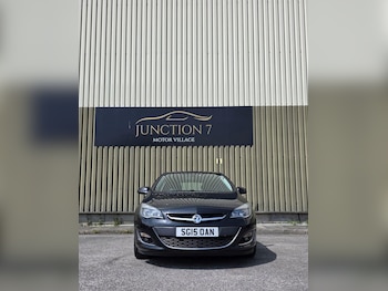 Used Vauxhall Astra 2015 for sale - 78910817: Photo
