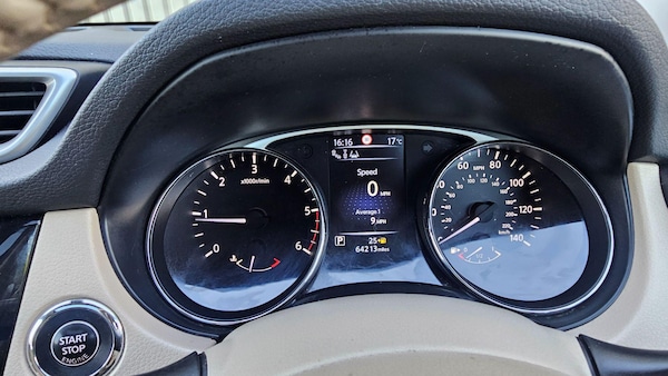Used Nissan X-Trail 2015 for sale - 74546762: Photo 32