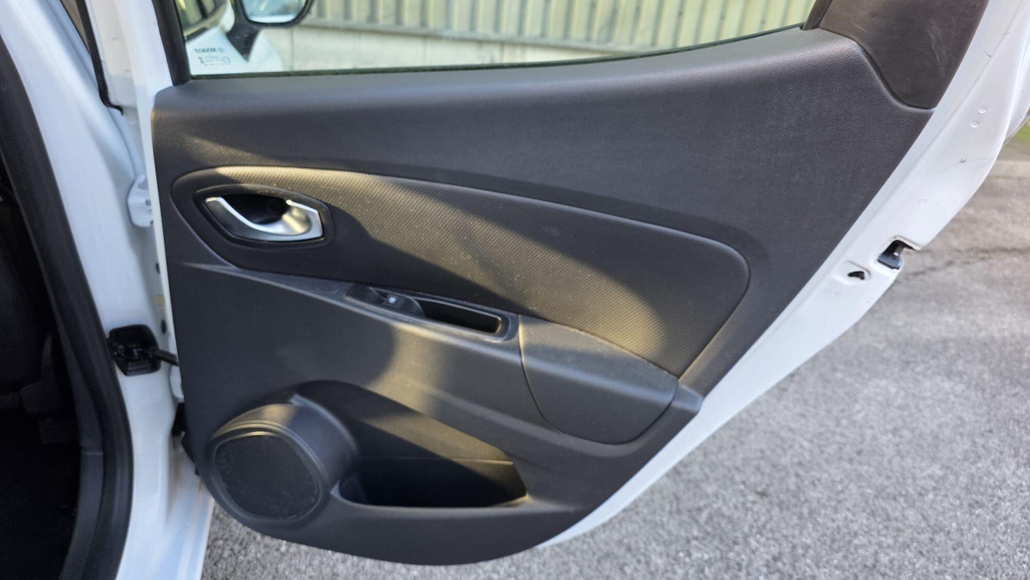 Used Renault Clio 2017 for sale - 77053971: Photo 17