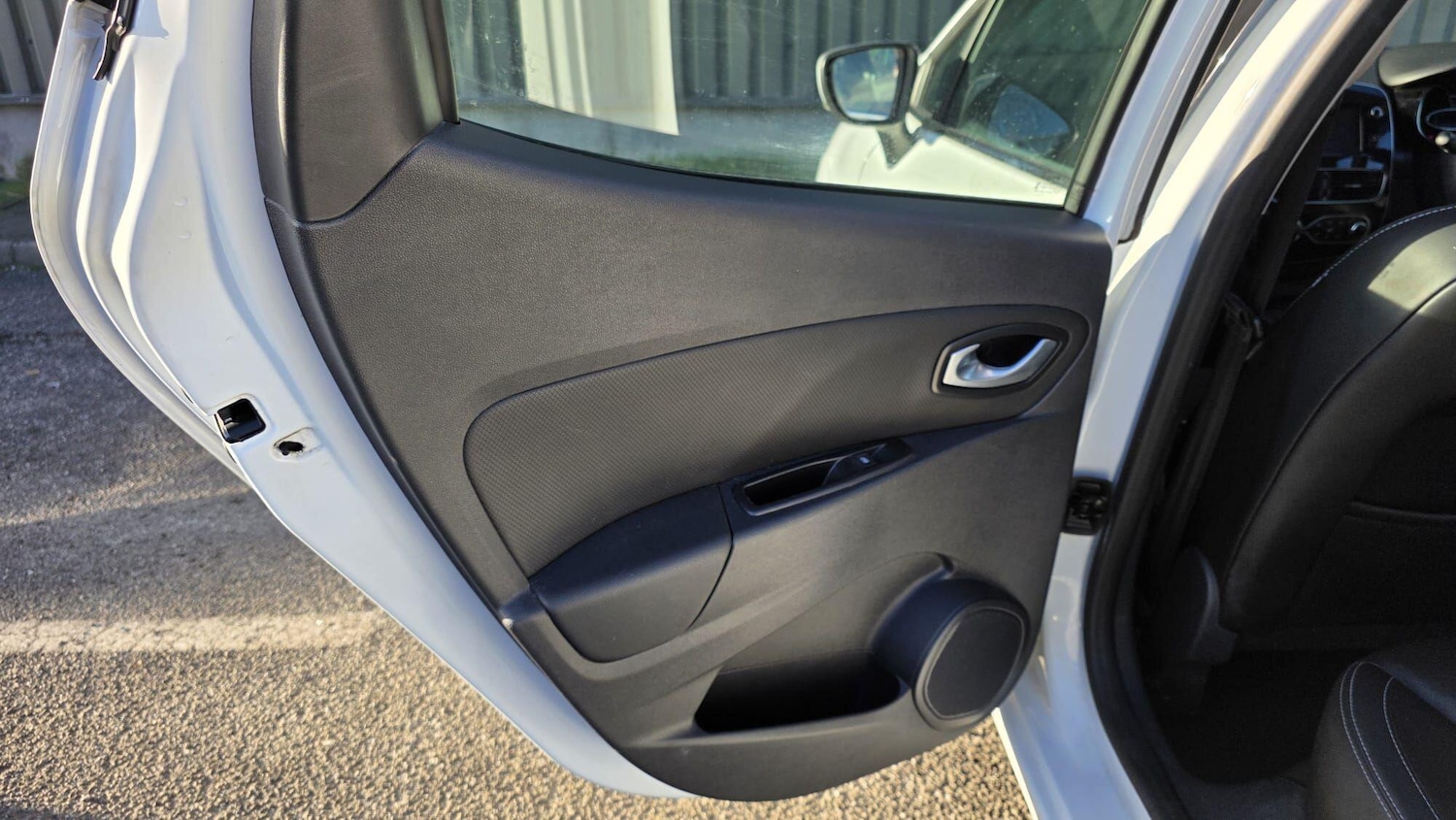 Used Renault Clio 2017 for sale - 77053971: Photo 20