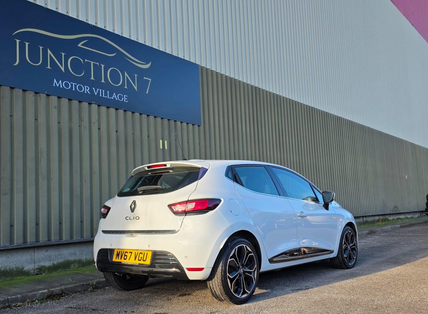 Used Renault Clio 2017 for sale - 77053971: Photo 9