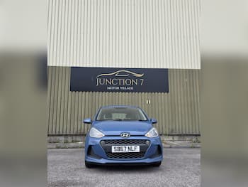 Used Hyundai i10 2018 for sale - 79677134: Photo